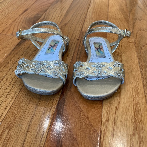 BOGOFree: Rachel Shoes - Golden Embellish Sandals - Picture 3 of 3